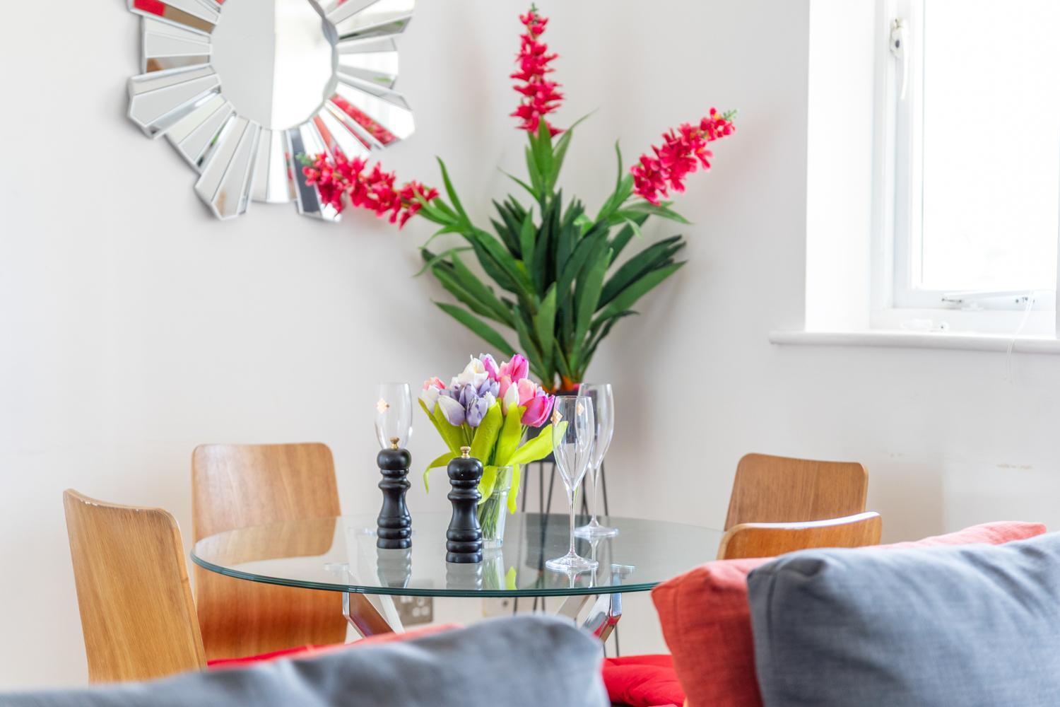 Skyline Haven - Modern 2b, Parking, Wifi & 4ktv * Londres