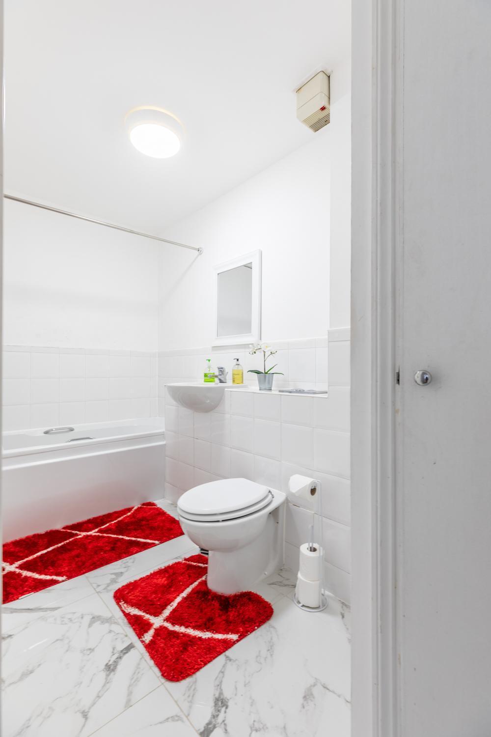 Appartement Skyline Haven - Modern 2b, Parking, Wifi & 4ktv