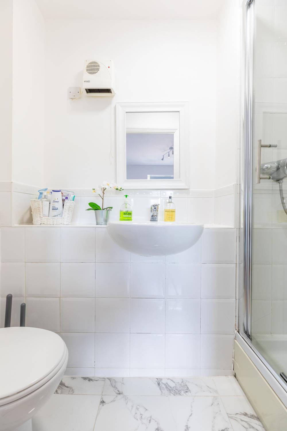 Skyline Haven - Modern 2b, Parking, Wifi & 4ktv Londres